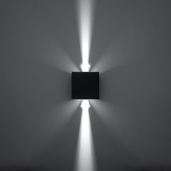 ef73e69330ba2e1c32754f87701bd562